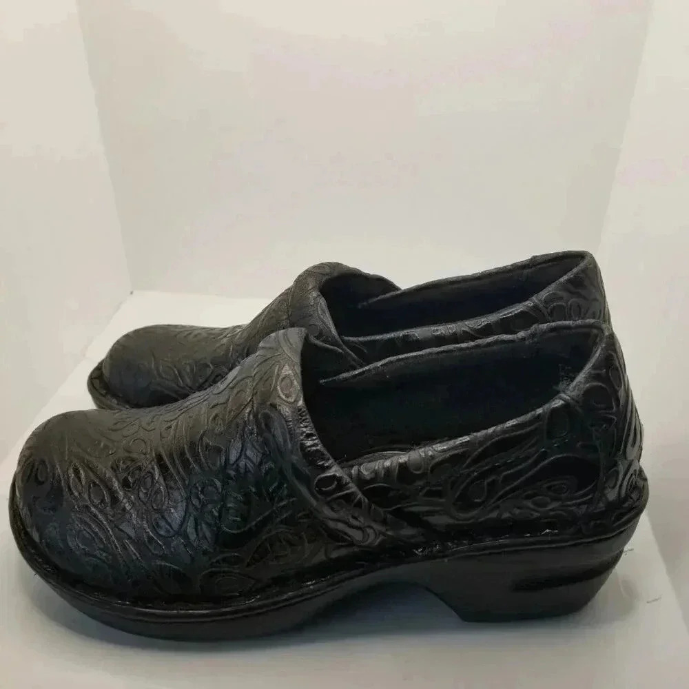 B.O.C Black Floral Embossed Peggy Clogs Women’s Sz 7M Nursing Professional Shoes